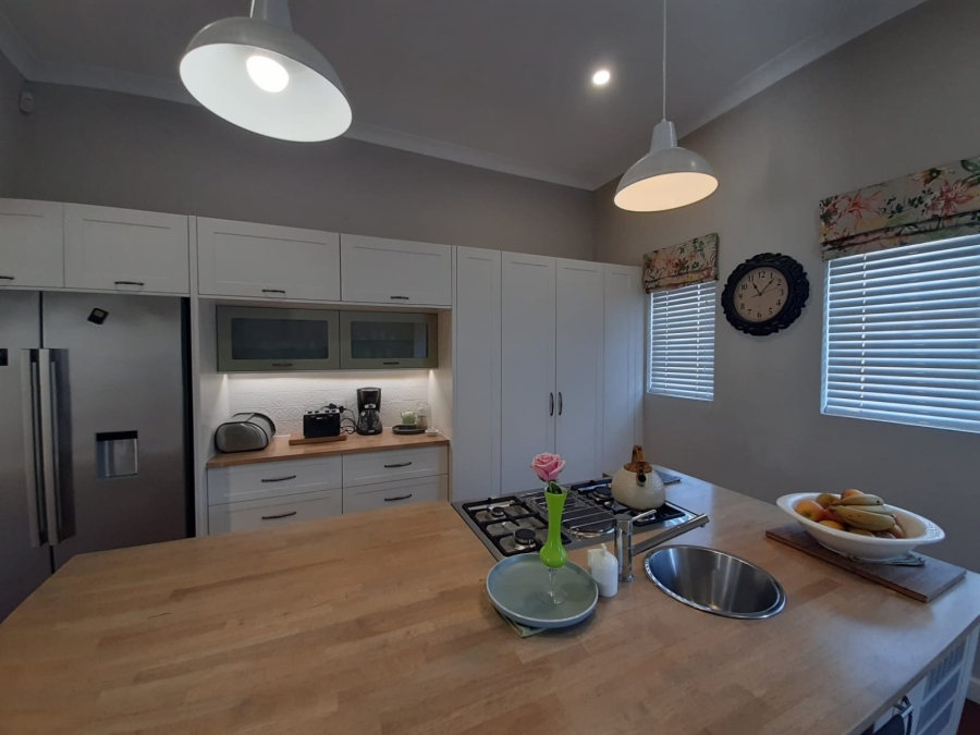 4 Bedroom Property for Sale in Selborne Eastern Cape